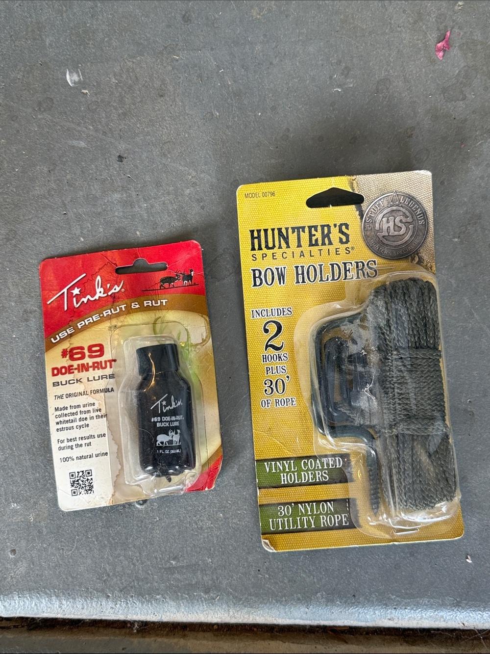 Olive Green Bow Holders with Rope & buck lure